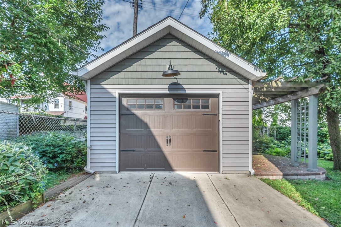 1362 W 61st Street Cleveland OH 44102