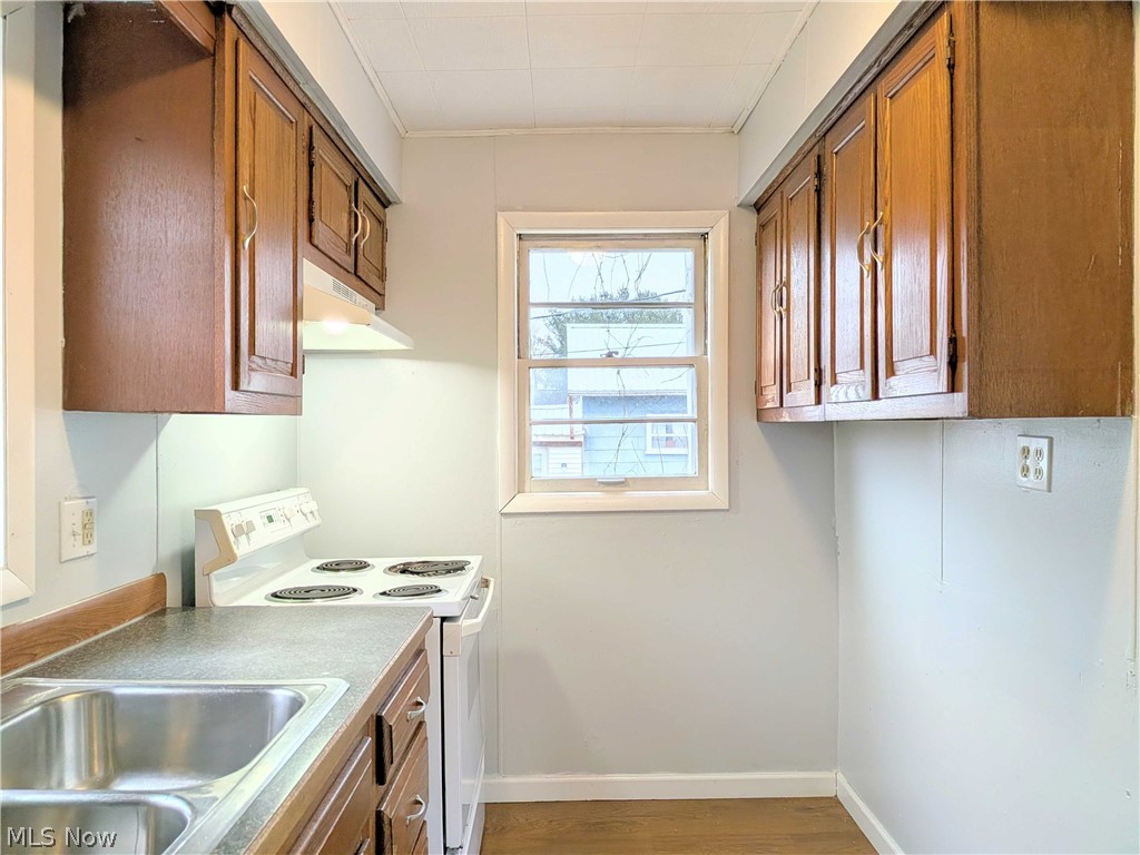 117 N Market Street Waynesburg OH 44688