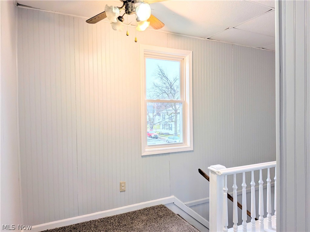 117 N Market Street Waynesburg OH 44688