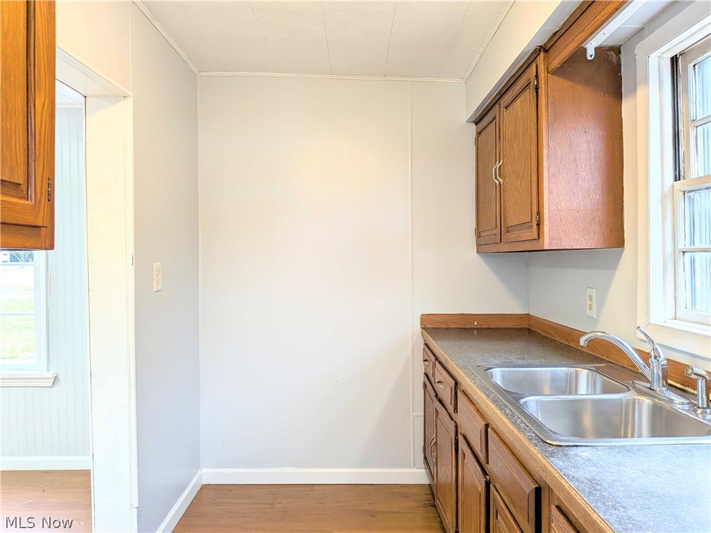 117 N Market Street Waynesburg OH 44688