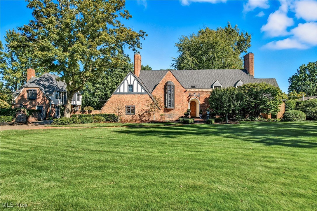 740 Fairway Drive Warren OH 44483