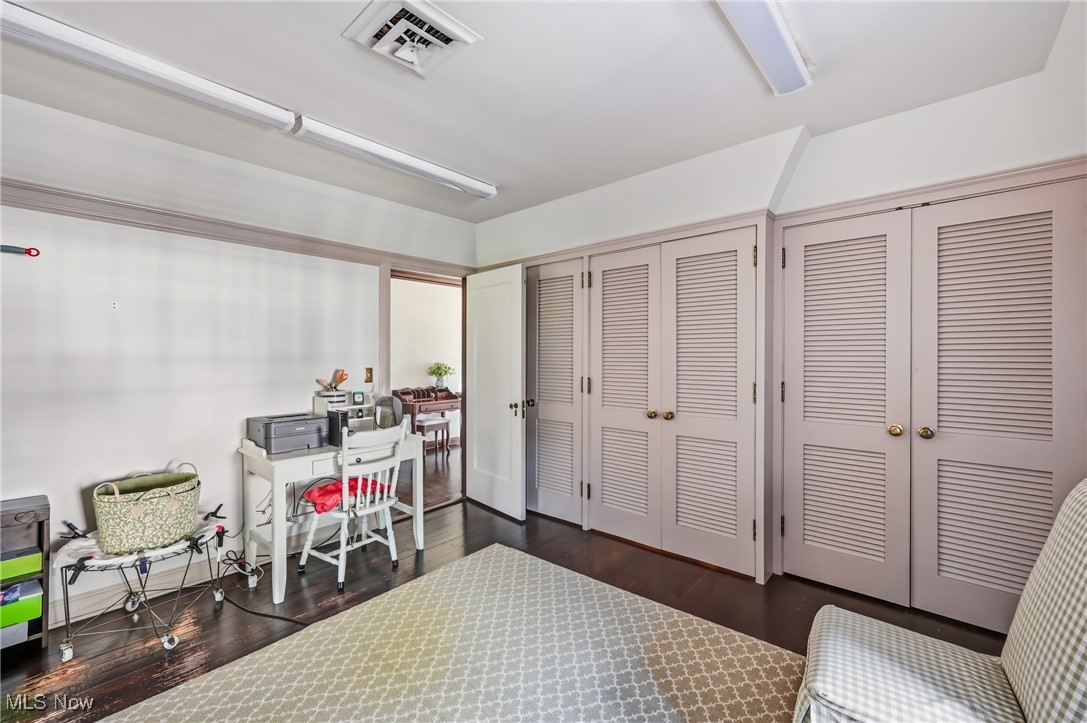740 Fairway Drive Warren OH 44483