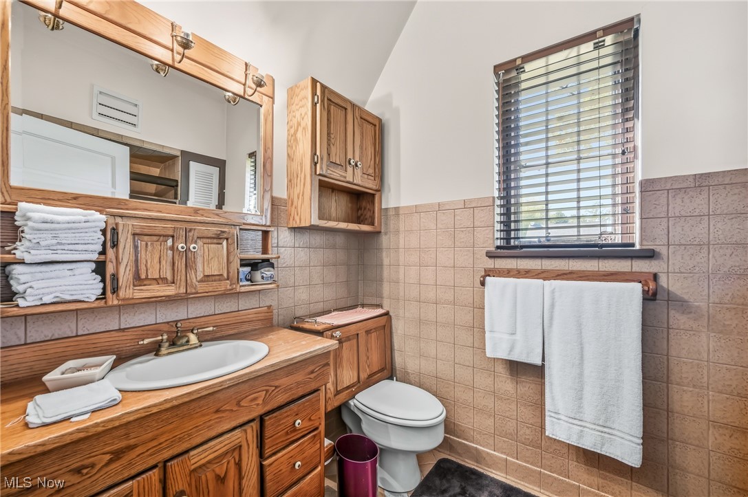 740 Fairway Drive Warren OH 44483