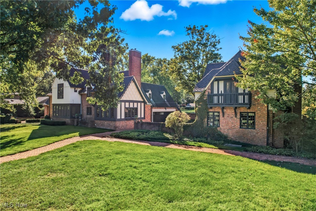 740 Fairway Drive Warren OH 44483