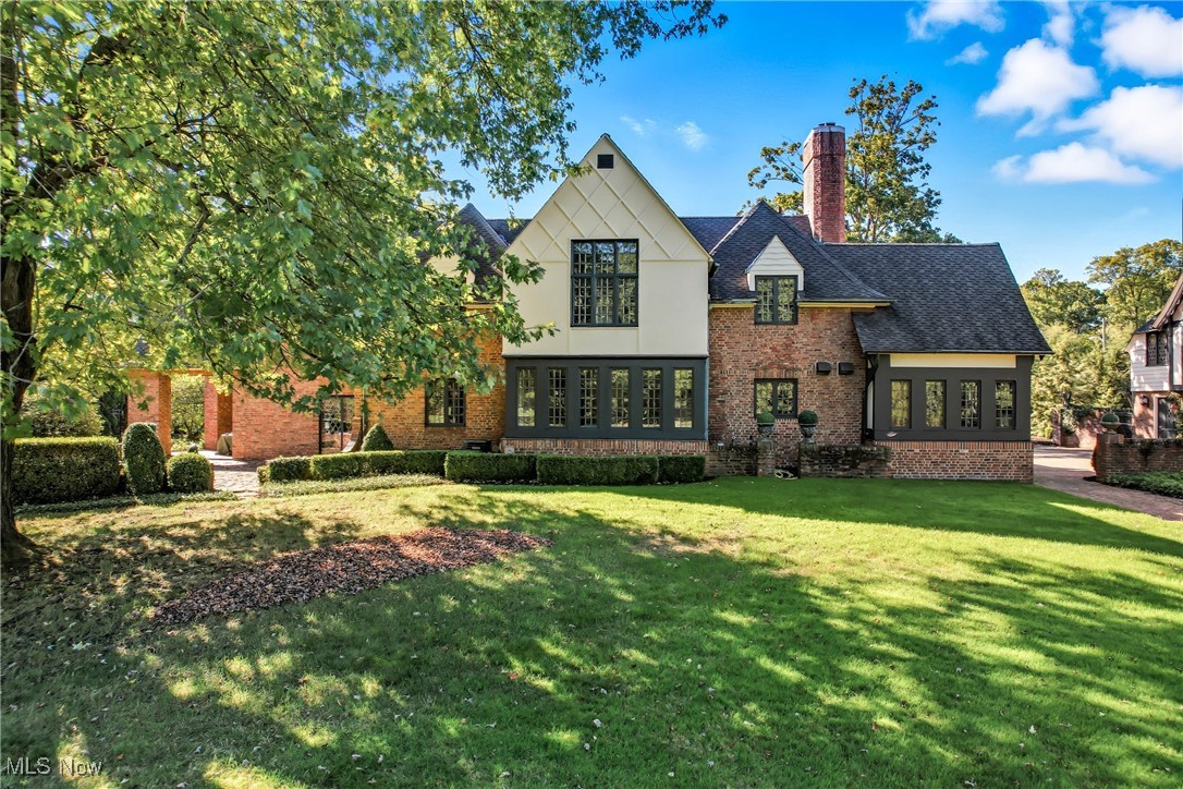 740 Fairway Drive Warren OH 44483