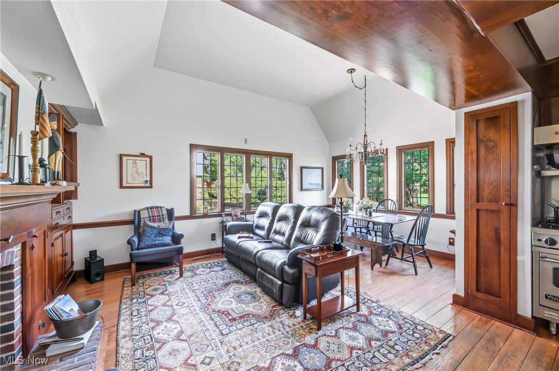 740 Fairway Drive Warren OH 44483