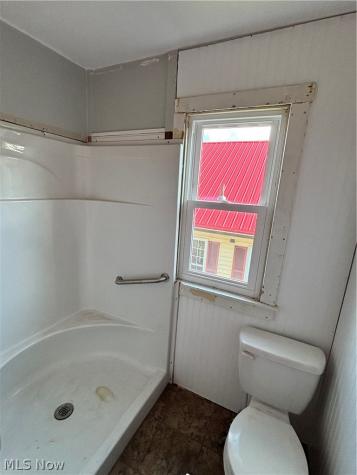 809 Garfield Avenue Marietta OH 45750