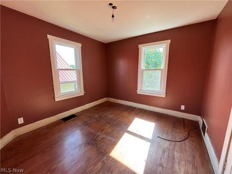 809 Garfield Avenue Marietta OH 45750