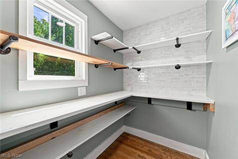 6024 Louis North Olmsted OH 44070