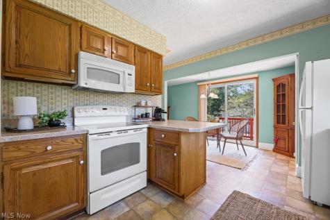10201 Mccallum Avenue NE Alliance OH 44601