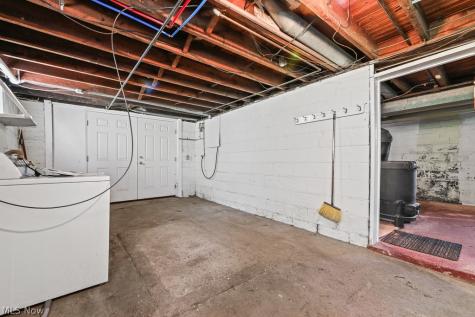 10201 Mccallum Avenue NE Alliance OH 44601