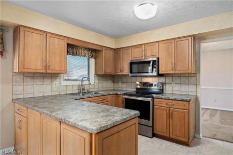 17880 N Inlet Drive Strongsville OH 44136