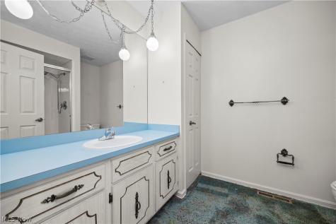 17880 N Inlet Drive Strongsville OH 44136