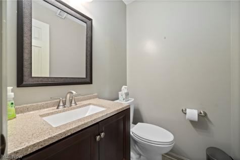 17880 N Inlet Drive Strongsville OH 44136