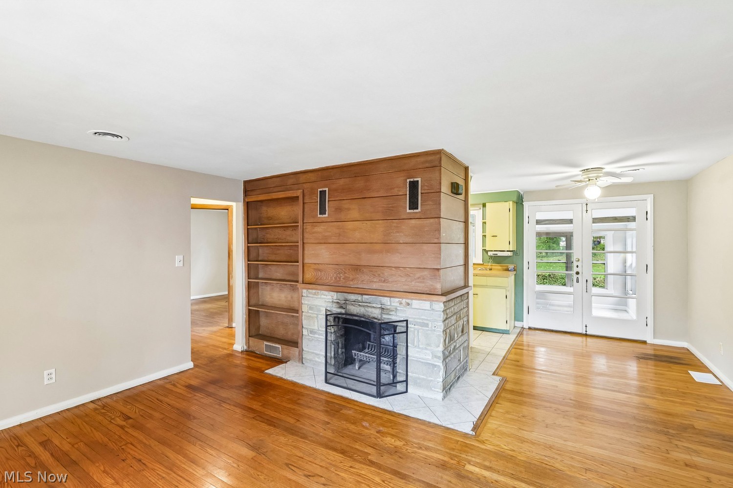 422 W Grant Street Kent OH 44240