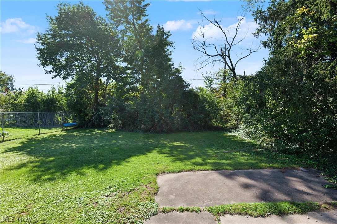 4066 Jeanette Drive SE Warren OH 44484