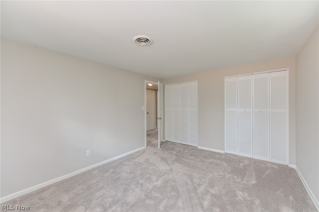 5337 Hampton Drive North Olmsted OH 44070