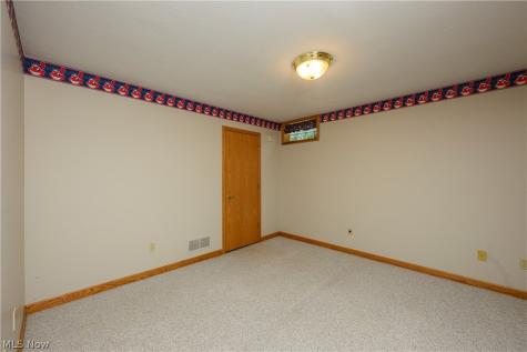 206 Shenandoah Boulevard Barberton OH 44203