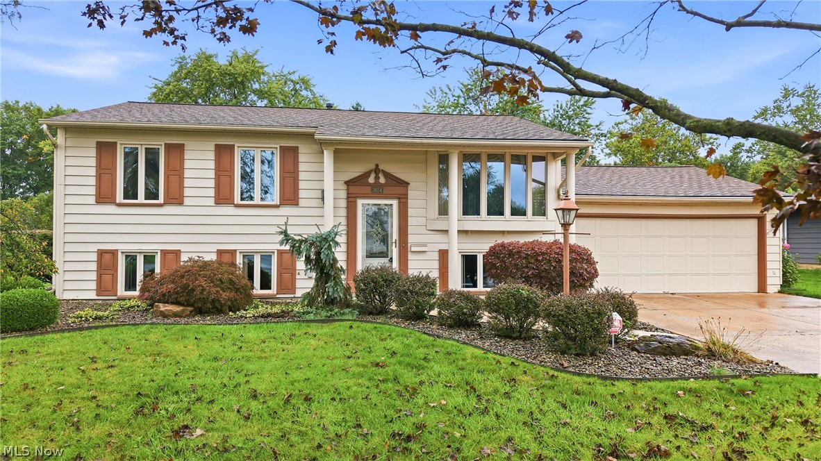 3654 Demura Drive SE Howland OH 44485