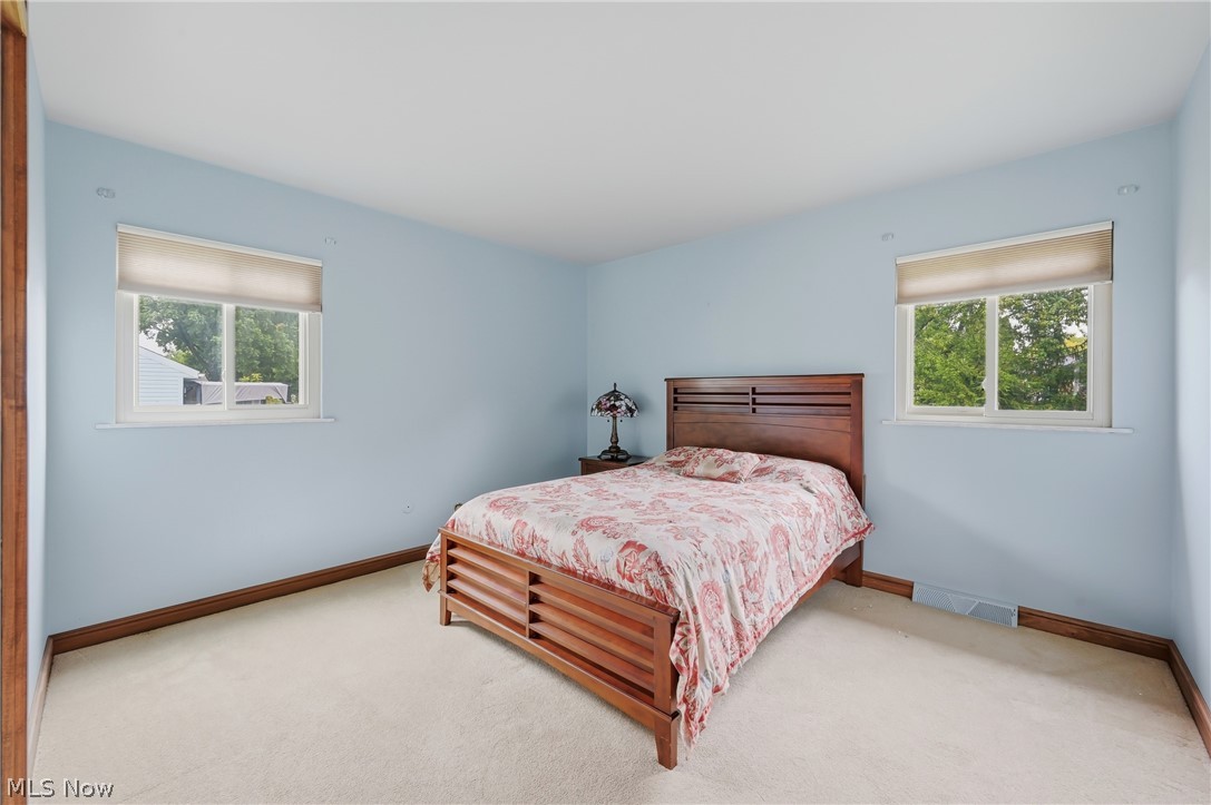 3654 Demura Drive SE Howland OH 44485