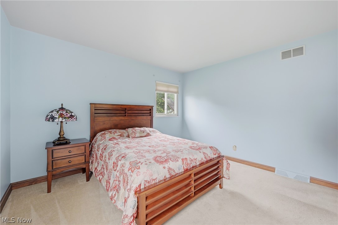 3654 Demura Drive SE Howland OH 44485
