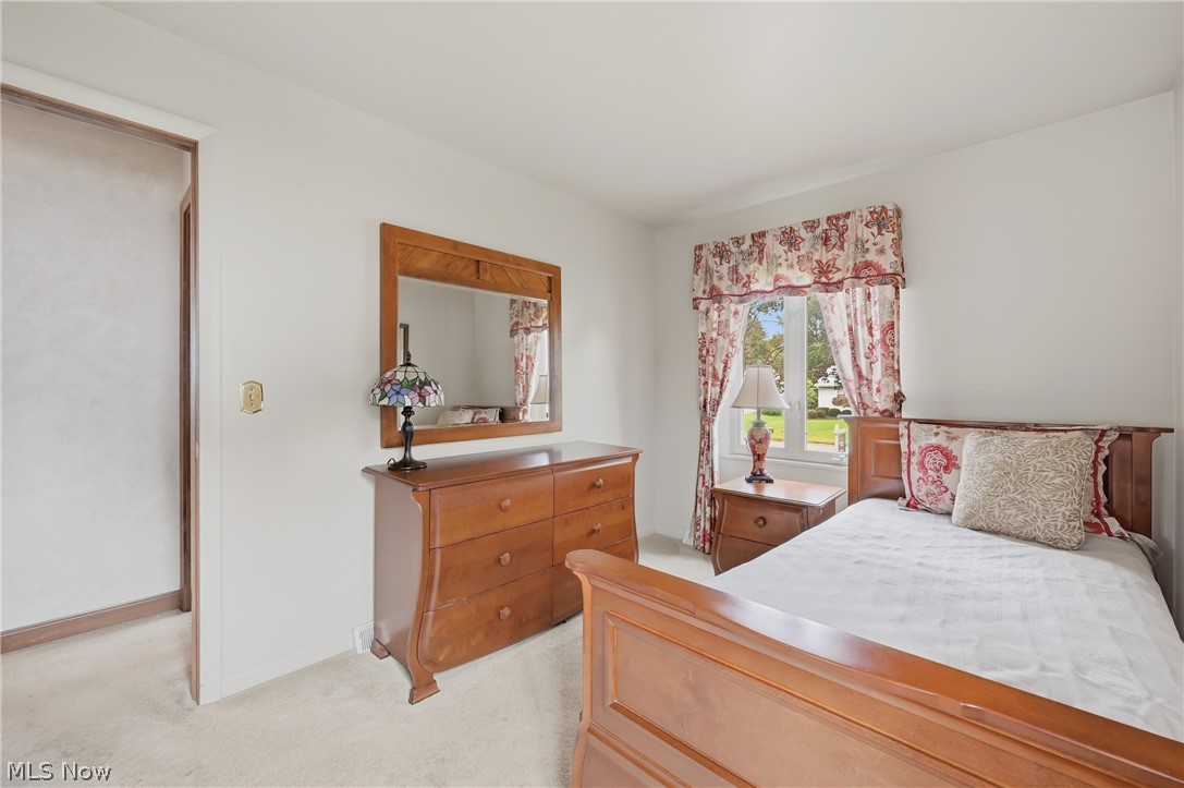 3654 Demura Drive SE Howland OH 44485
