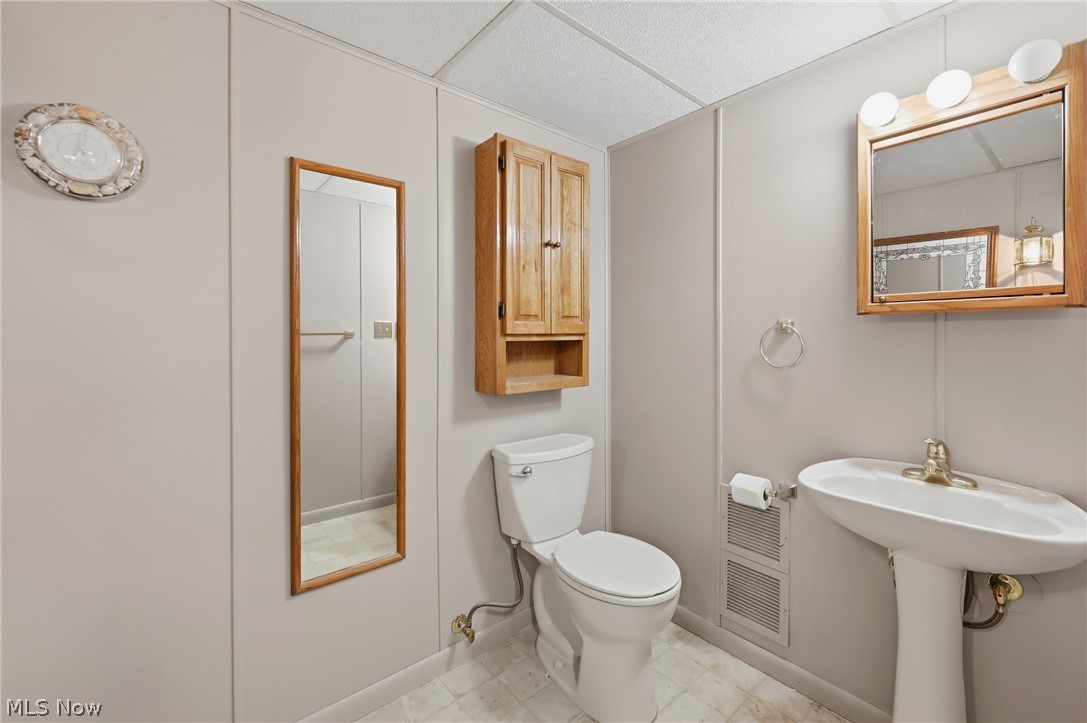 3654 Demura Drive SE Howland OH 44485