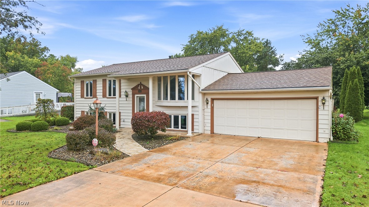 3654 Demura Drive SE Howland OH 44485