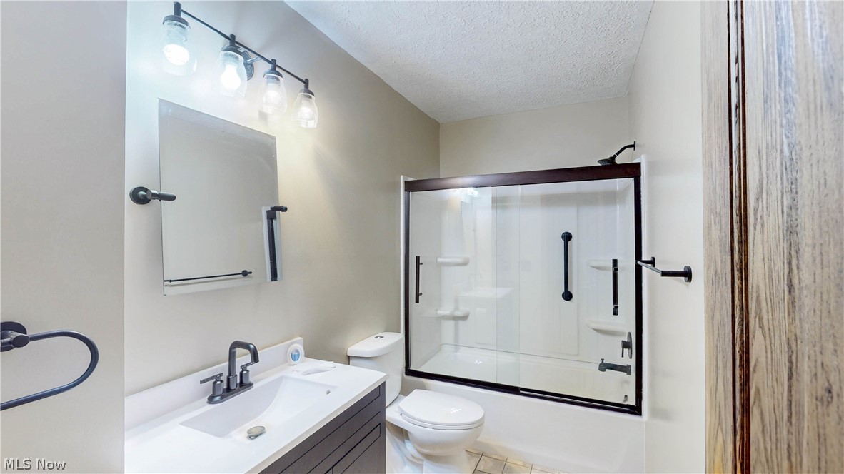 251 S Hametown Road Akron OH 44321