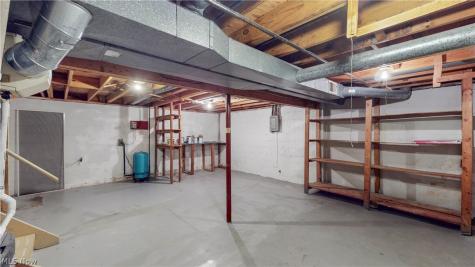 251 S Hametown Road Akron OH 44321