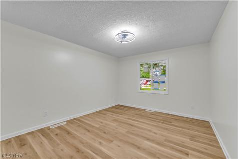 10763 Gate Post Road Strongsville OH 44149