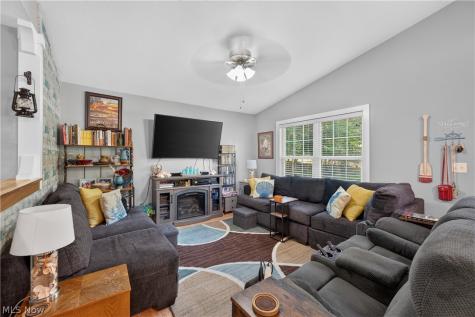 797 Royal Circle Howard OH 43028