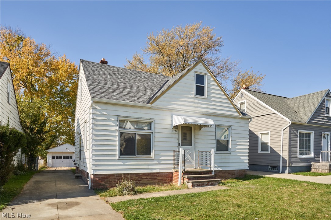 5170 Arch Street Maple Heights OH 44137