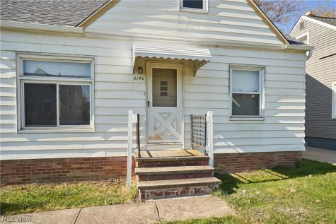 5170 Arch Street Maple Heights OH 44137