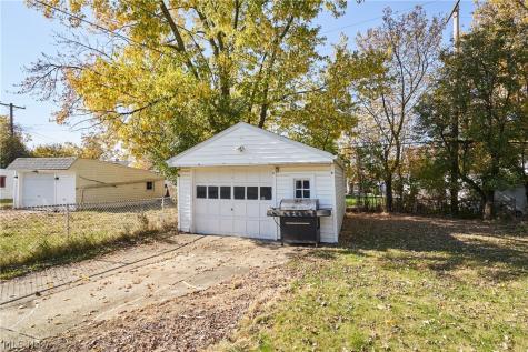 5170 Arch Street Maple Heights OH 44137