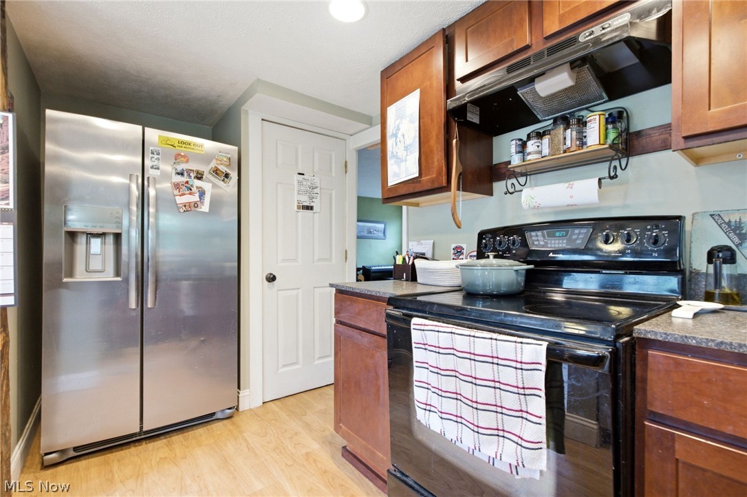 14524 Mayfield Road Huntsburg OH 44046