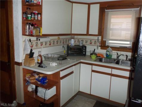 885 Nelaview Road Cleveland Heights OH 44112