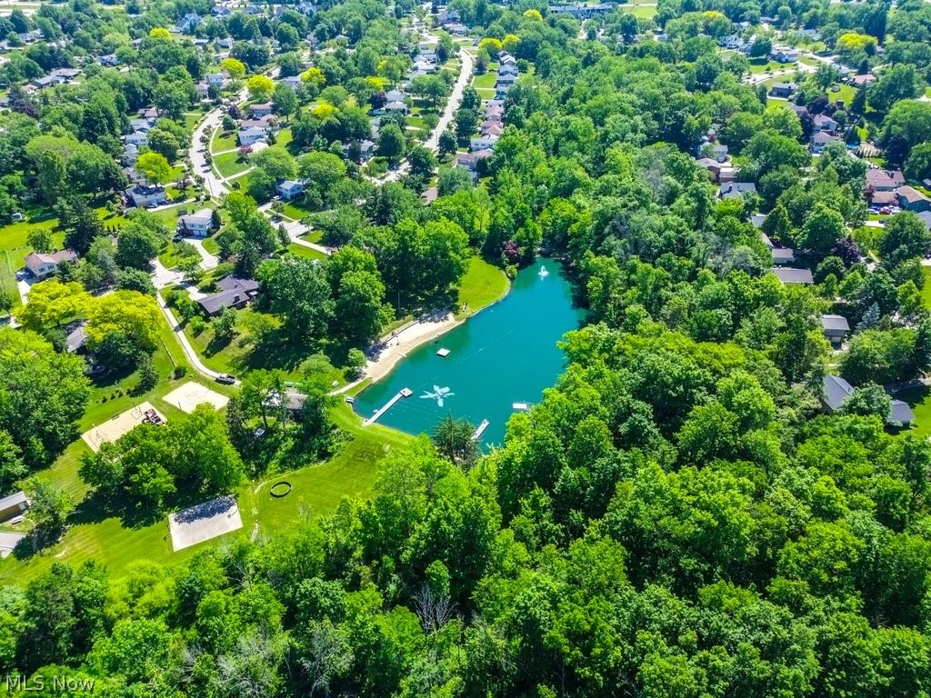 339 S Park Drive Aurora OH 44202