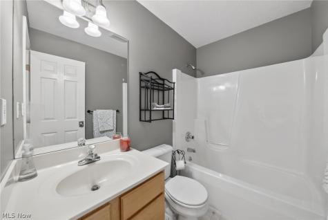 3312 Woods Trail Kent OH 44240