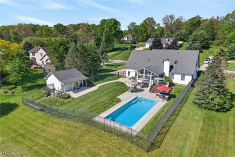 3312 Woods Trail Kent OH 44240