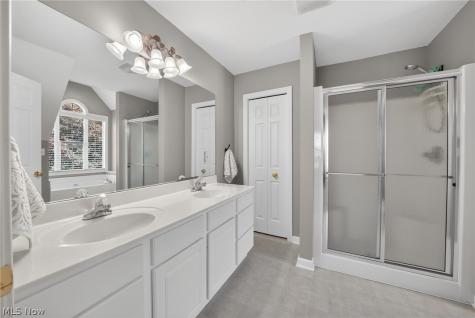 3312 Woods Trail Kent OH 44240