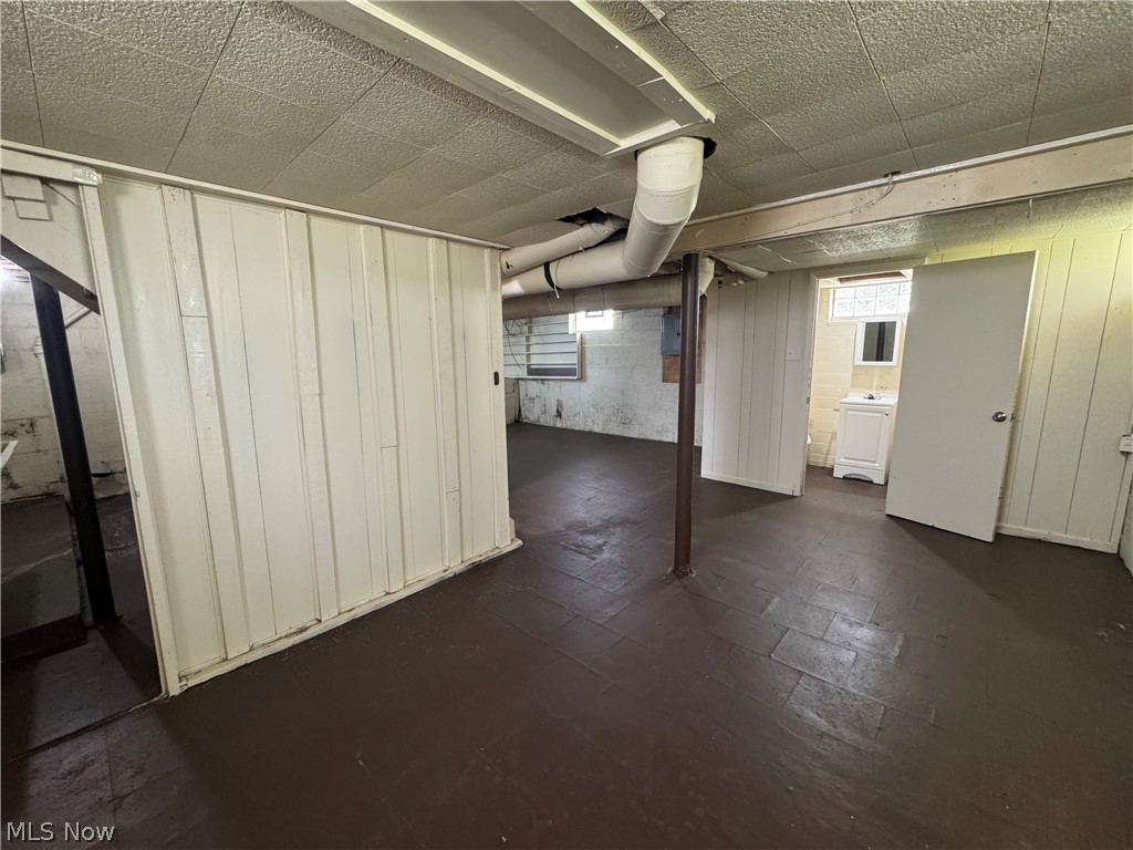 960 Jason Avenue Akron OH 44314