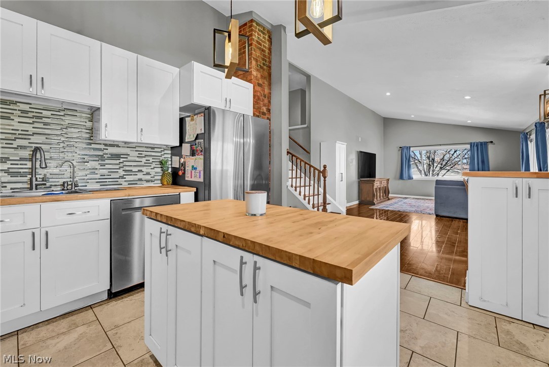 6487 Kingsdale Boulevard Parma Heights OH 44130