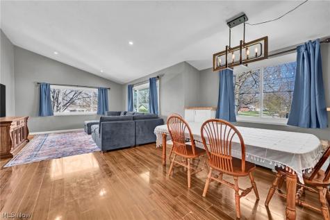6487 Kingsdale Boulevard Parma Heights OH 44130