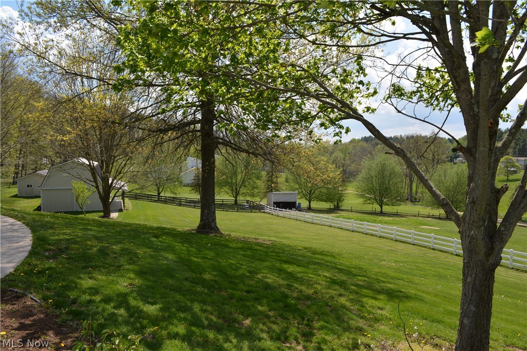 2363 Tabor Ridge Road NE New Philadelphia OH 44663