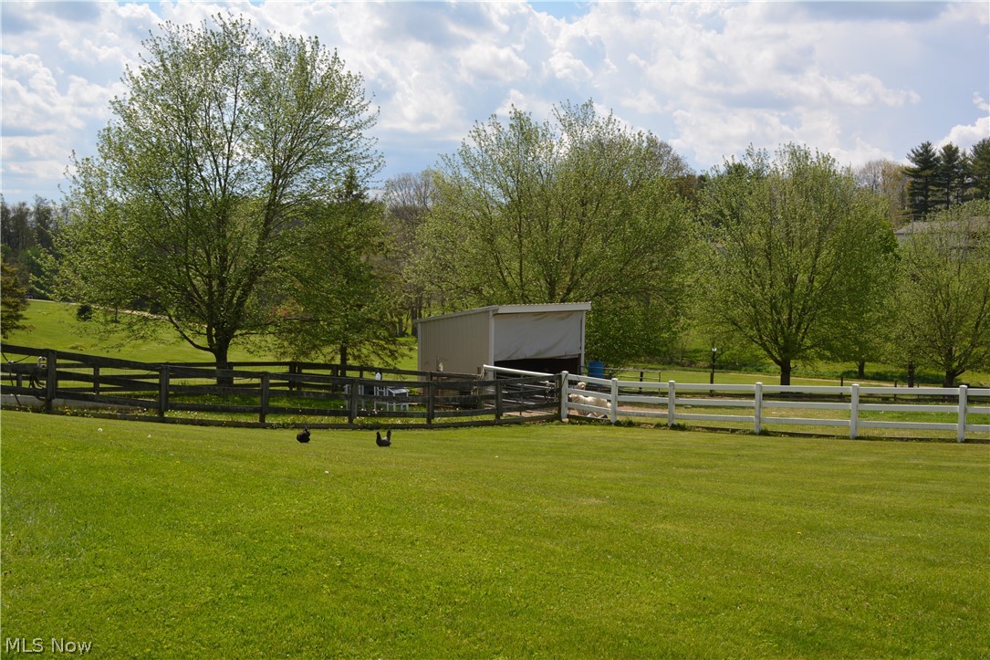 2363 Tabor Ridge Road NE New Philadelphia OH 44663