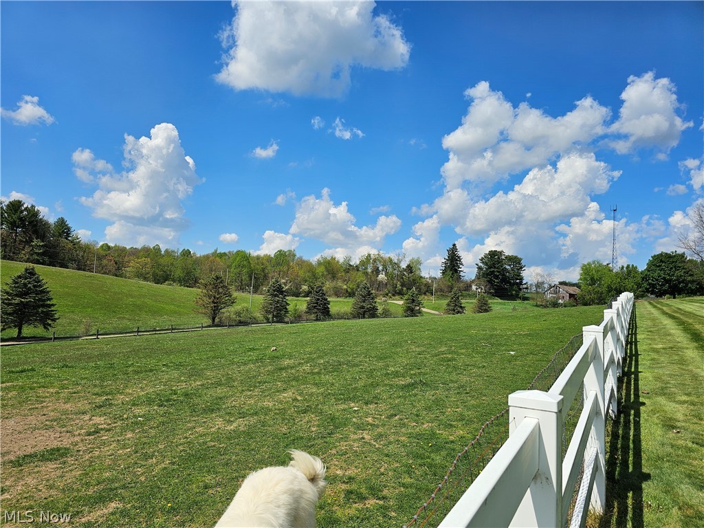 2363 Tabor Ridge Road NE New Philadelphia OH 44663