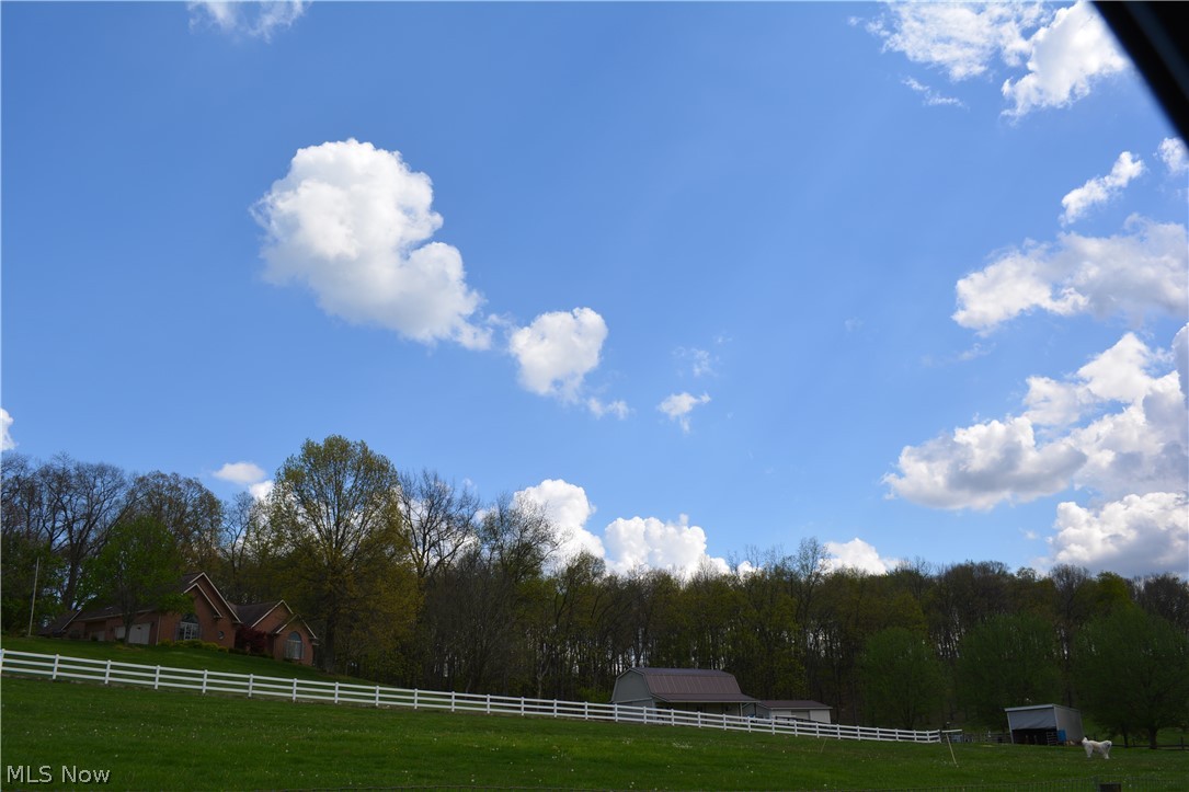 2363 Tabor Ridge Road NE New Philadelphia OH 44663