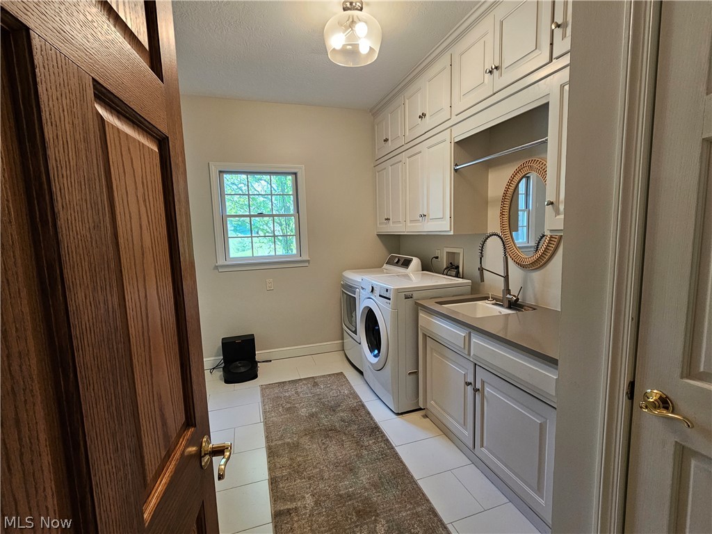 2363 Tabor Ridge Road NE New Philadelphia OH 44663