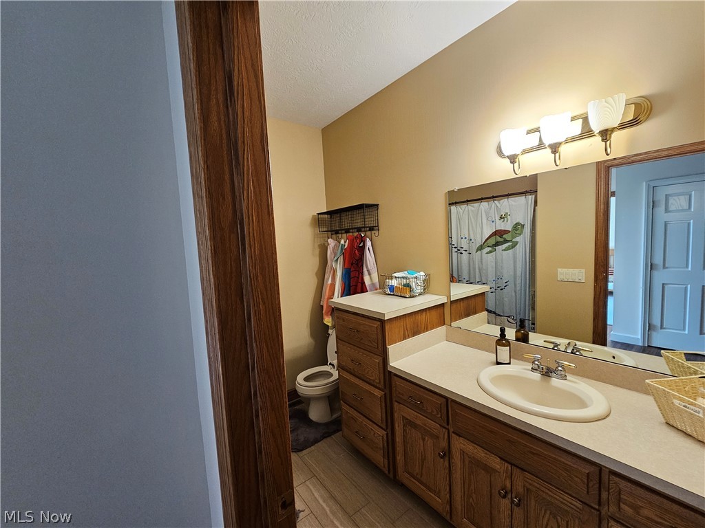 2363 Tabor Ridge Road NE New Philadelphia OH 44663
